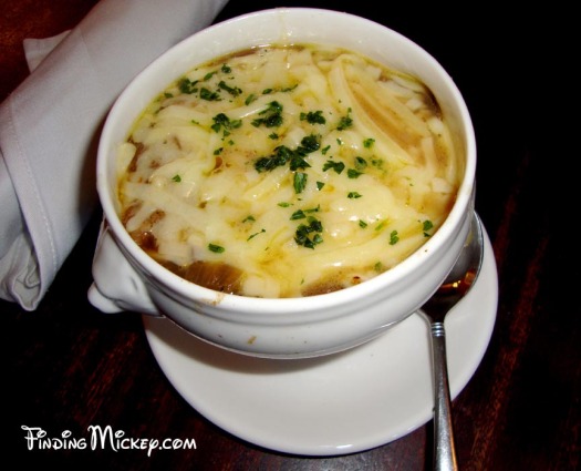 cafeorleans-frenchonionsoup.jpg